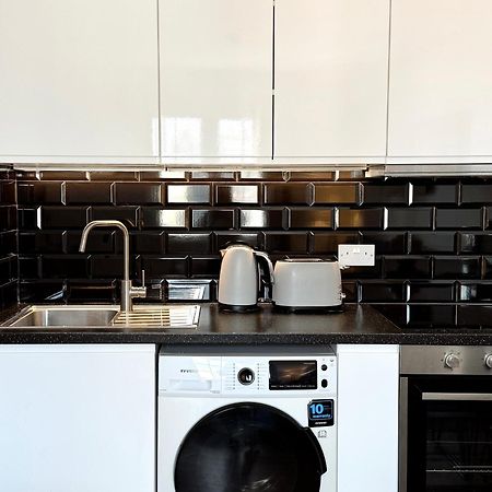 Deluxe City Centre Two Bedroom - Grand Central House Gibraltar Ngoại thất bức ảnh
