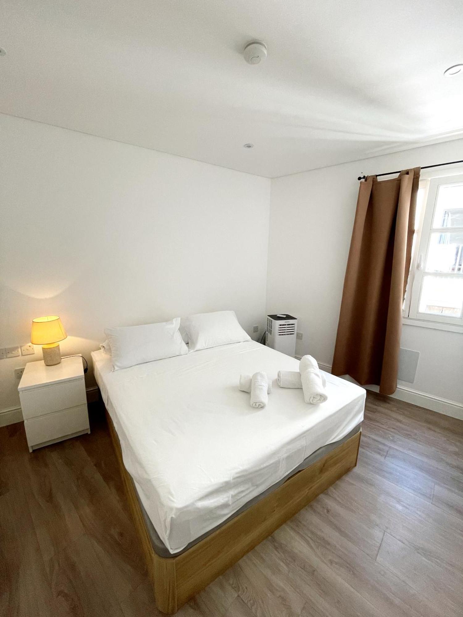 Deluxe City Centre Two Bedroom - Grand Central House Gibraltar Ngoại thất bức ảnh