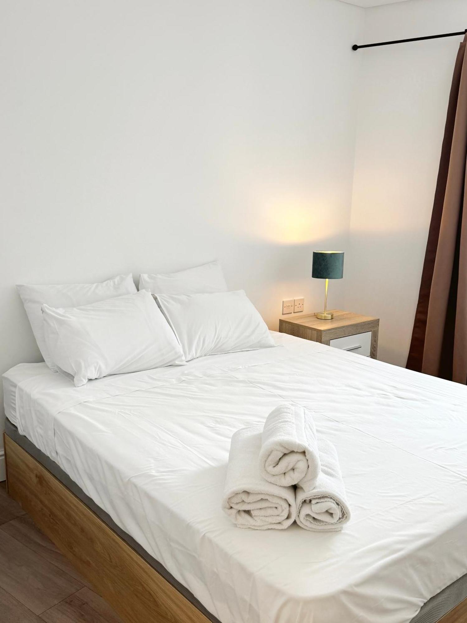 Deluxe City Centre Two Bedroom - Grand Central House Gibraltar Ngoại thất bức ảnh