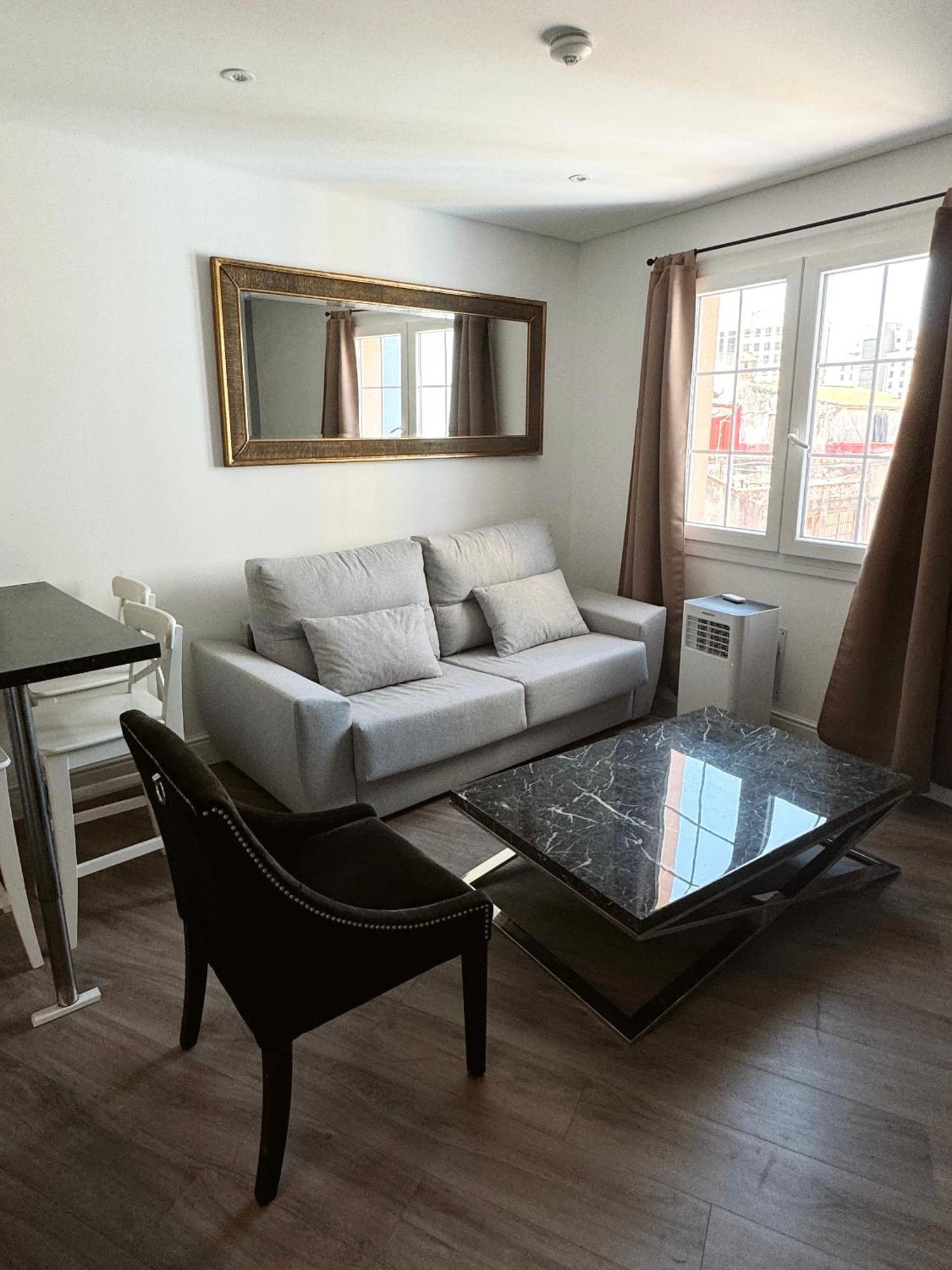 Deluxe City Centre Two Bedroom - Grand Central House Gibraltar Ngoại thất bức ảnh